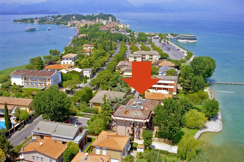 Hotel Smeraldo Σιρμιόνε Εξωτερικό φωτογραφία